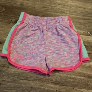 Size 5 UA shorts